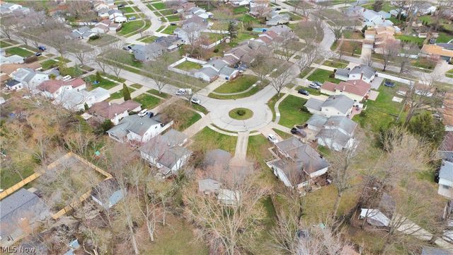 4430 Bentley Drive, North Olmsted, OH 44070