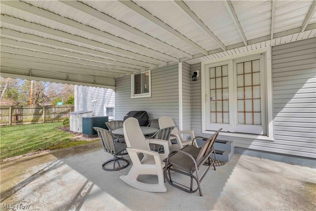 4430 Bentley Drive, North Olmsted, OH 44070