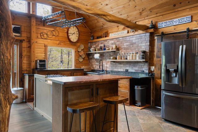 1899 Rousseau Road, Royalton, VT 05068