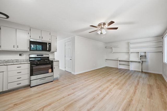 1121 Scenic Way, Benton, AR 72015