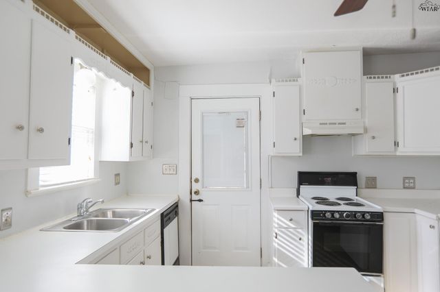 1811 ARDATH AVENUE, Wichita Falls, TX 76301