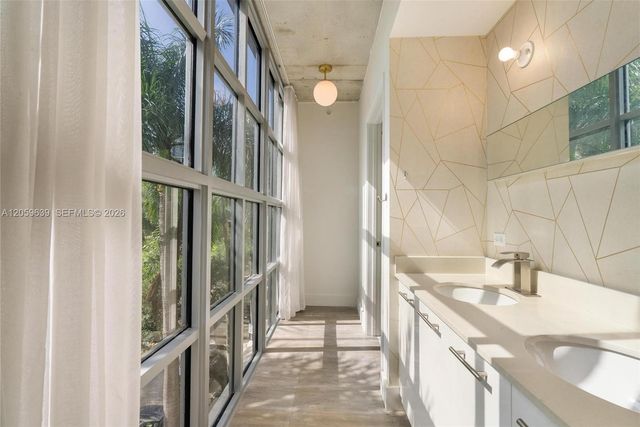 3451 NE 1st Ave M0307, Miami, FL 33137