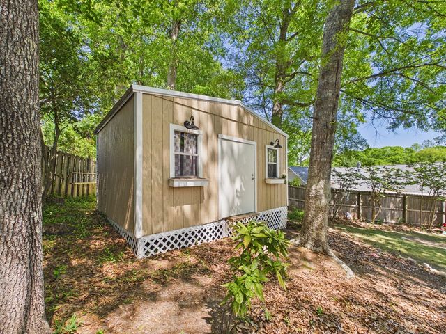 7282 East Wynfield Loop, Midland, GA 31820