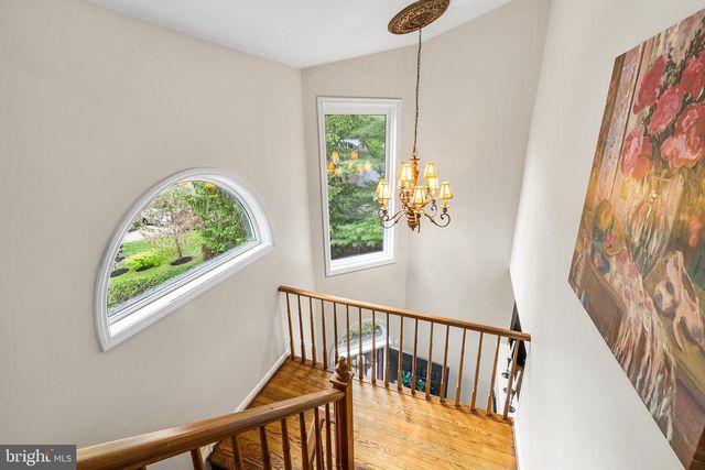 2114 GREENBRIER DR, Villanova, PA 19085