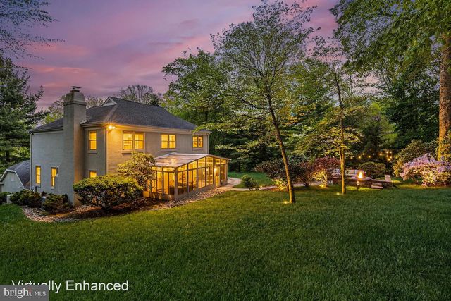 2114 GREENBRIER DR, Villanova, PA 19085
