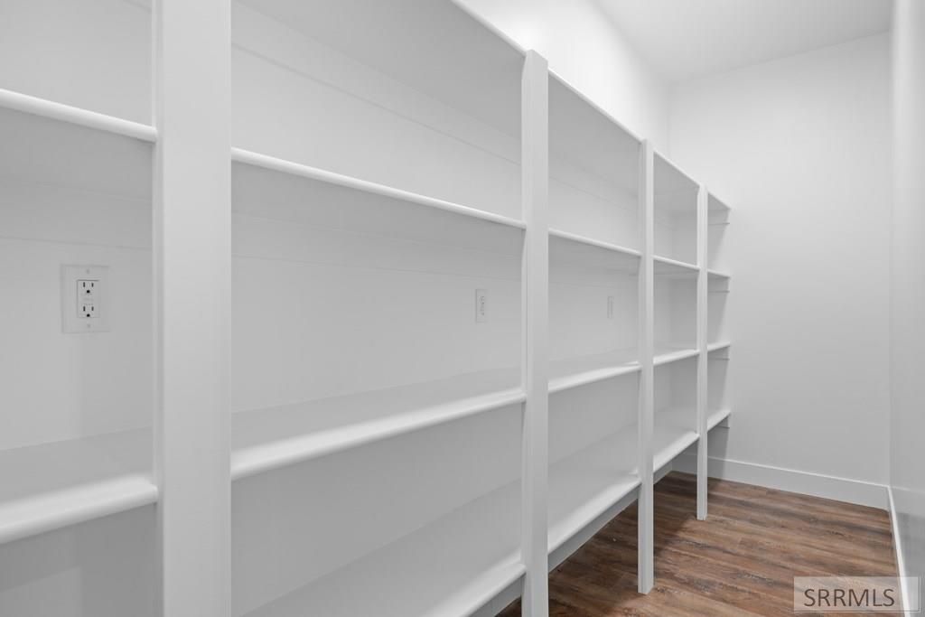 Image 30 of property listing at 97 N Hillside Road, Rigby, ID 83442