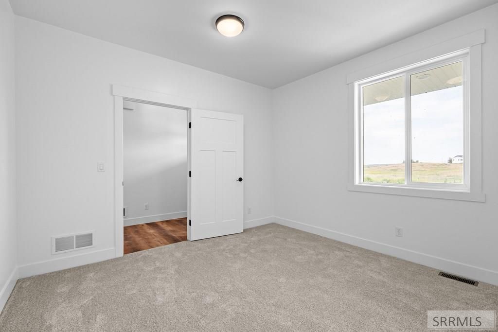 Image 7 of property listing at 97 N Hillside Road, Rigby, ID 83442