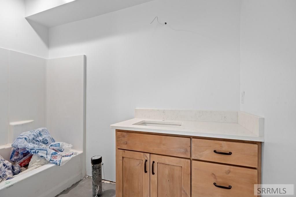 Image 72 of property listing at 97 N Hillside Road, Rigby, ID 83442