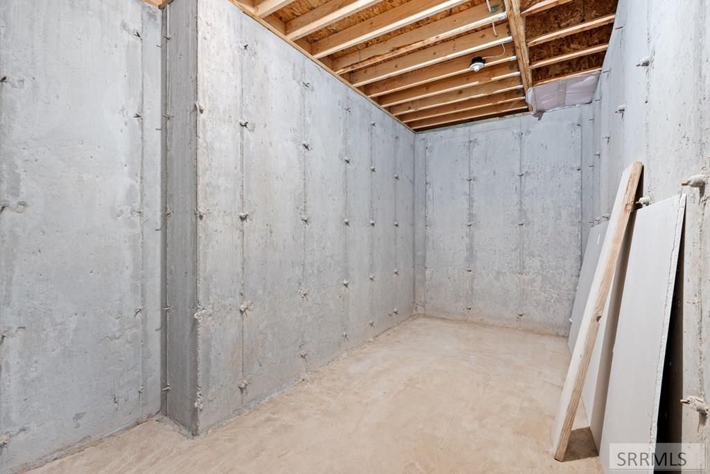 Image 73 of property listing at 97 N Hillside Road, Rigby, ID 83442