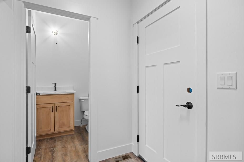 Image 8 of property listing at 97 N Hillside Road, Rigby, ID 83442