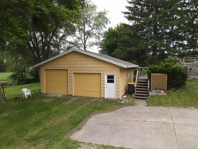 W2023 State 44 Road, Markesan, WI 53946