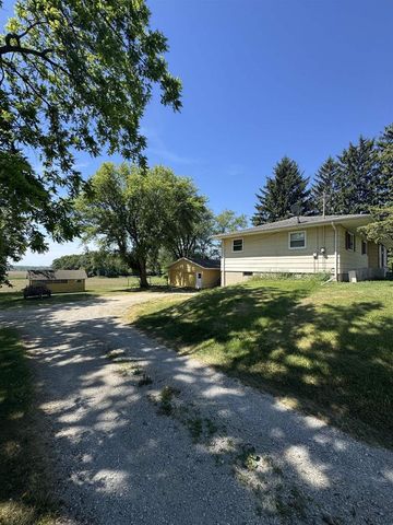 W2023 State 44 Road, Markesan, WI 53946