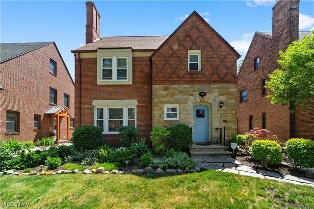 2591 Fenwick Road, University Heights, OH 44118