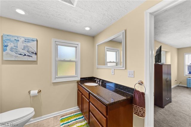 2591 Fenwick Road, University Heights, OH 44118