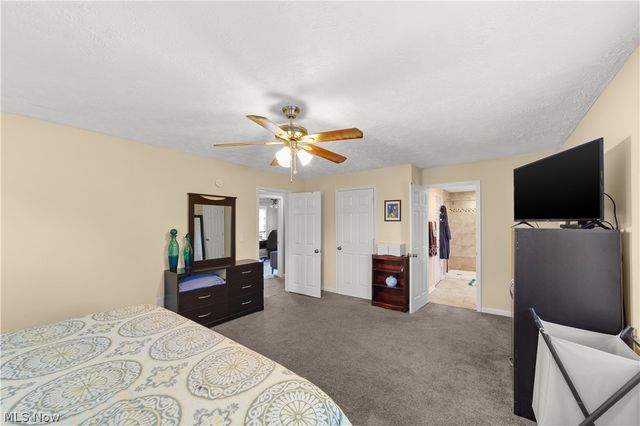 2591 Fenwick Road, University Heights, OH 44118