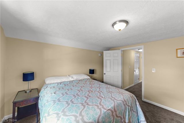 2591 Fenwick Road, University Heights, OH 44118