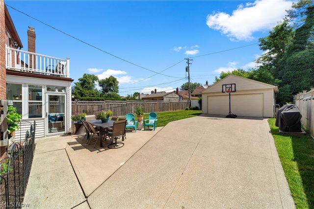 2591 Fenwick Road, University Heights, OH 44118