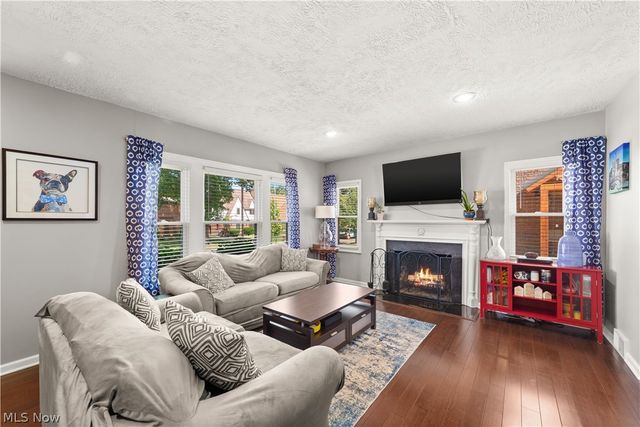 2591 Fenwick Road, University Heights, OH 44118