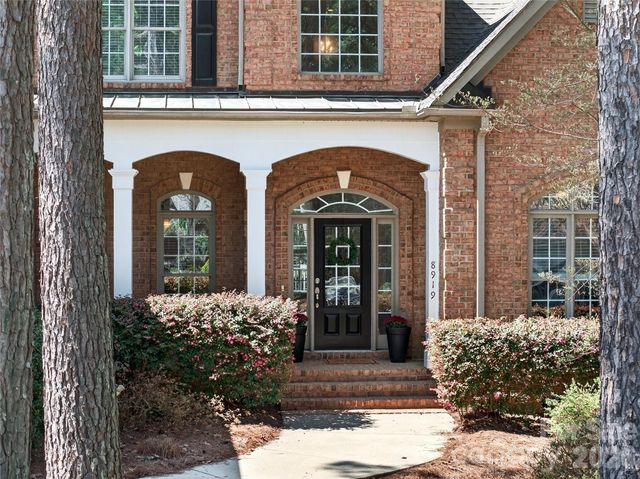 8919 Radford Court, Sherrills Ford, NC 28673