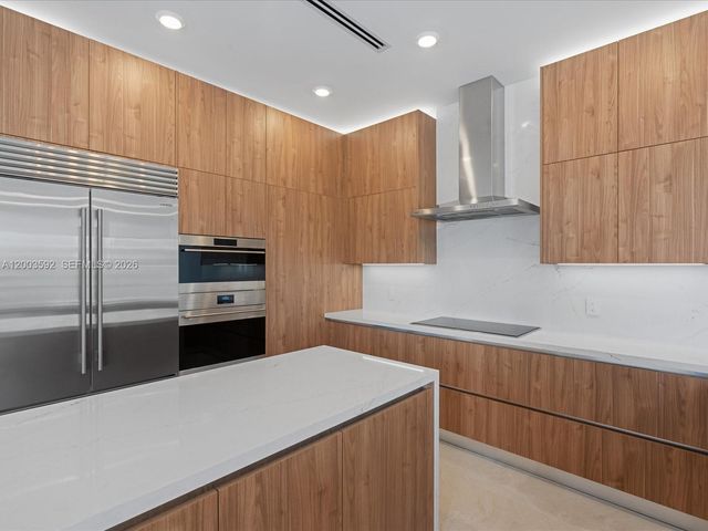19602 NE 14 Court 0, Miami, FL 33179