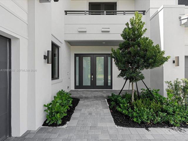 19602 NE 14 Court 0, Miami, FL 33179