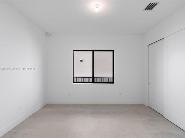 19602 NE 14 Court 0, Miami, FL 33179
