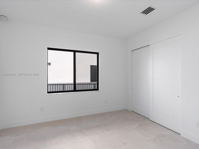 19602 NE 14 Court 0, Miami, FL 33179