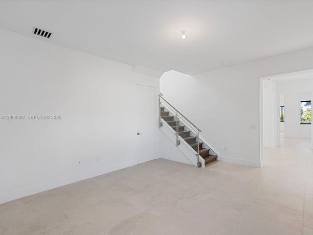 19602 NE 14 Court 0, Miami, FL 33179