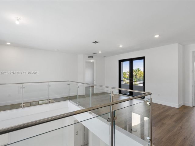 19602 NE 14 Court 0, Miami, FL 33179
