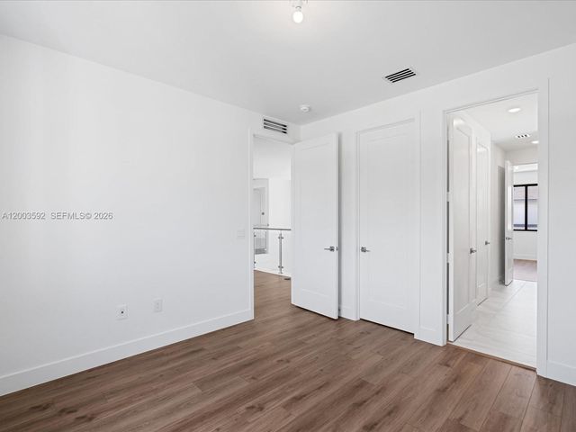 19602 NE 14 Court 0, Miami, FL 33179