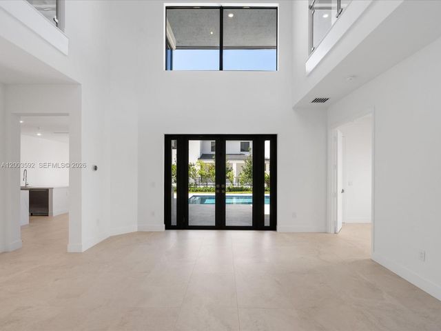 19602 NE 14 Court 0, Miami, FL 33179