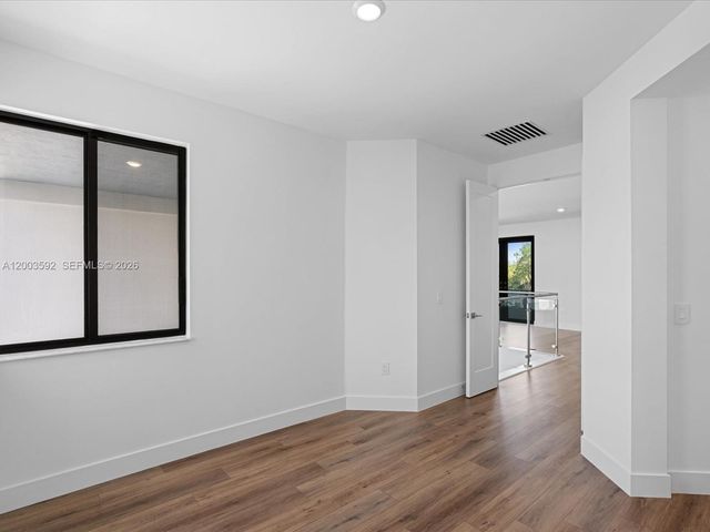 19602 NE 14 Court 0, Miami, FL 33179