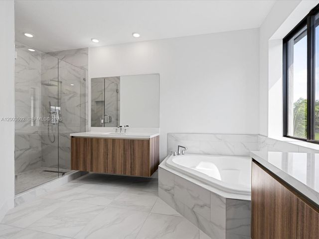 19602 NE 14 Court 0, Miami, FL 33179