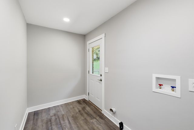 13 Phillips Drive, Fort Oglethorpe, GA 30742