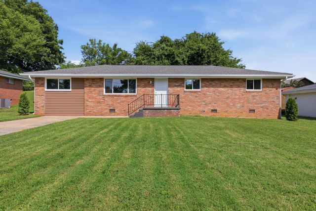 13 Phillips Drive, Fort Oglethorpe, GA 30742