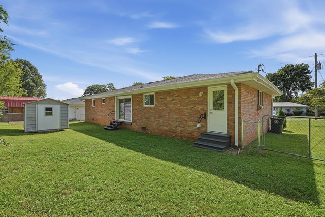 13 Phillips Drive, Fort Oglethorpe, GA 30742