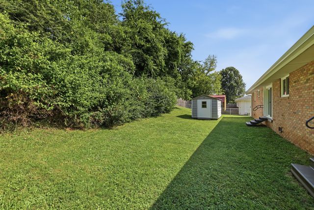 13 Phillips Drive, Fort Oglethorpe, GA 30742