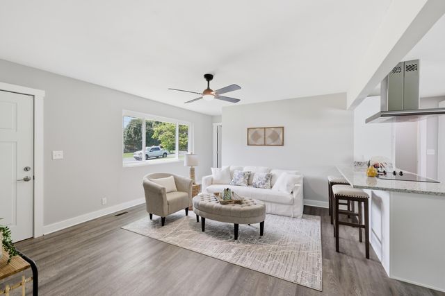 13 Phillips Drive, Fort Oglethorpe, GA 30742