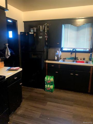 122 Hathaway Street, Lansing, MI 48917