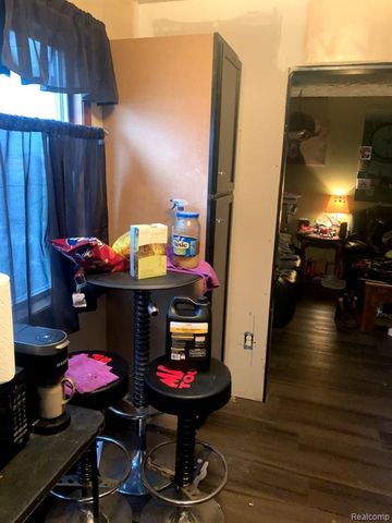 122 Hathaway Street, Lansing, MI 48917