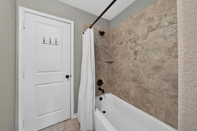 31041 Pecan Creek Drive, Brookshire, TX 77423