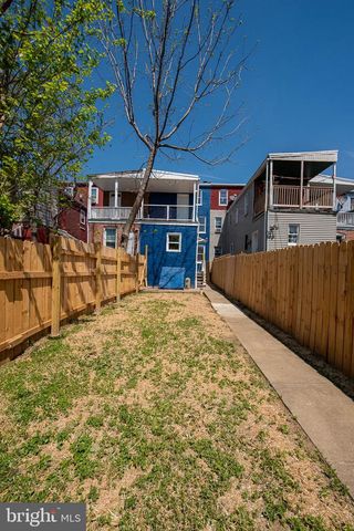 676 COLUMBIA AVE, Lancaster, PA 17603