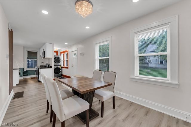 3024 Vega Avenue, Cleveland, OH 44113