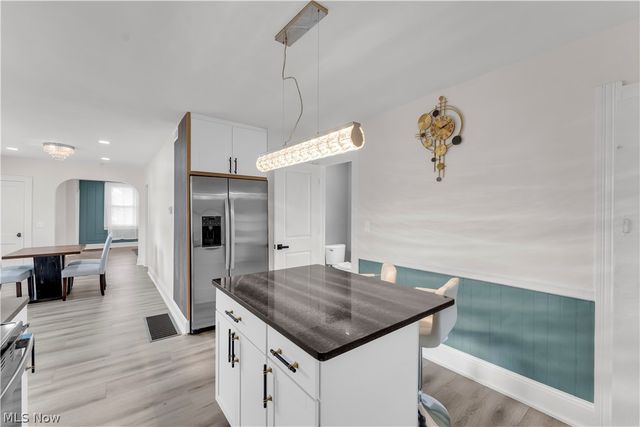 3024 Vega Avenue, Cleveland, OH 44113