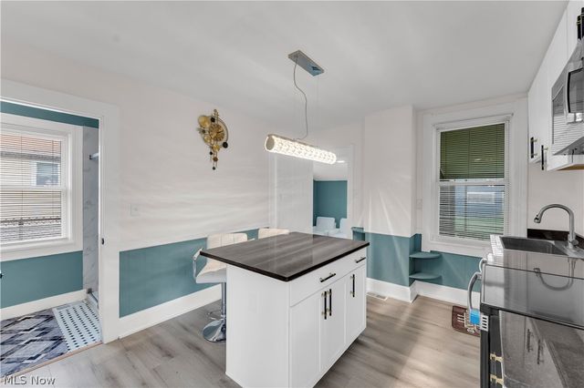 3024 Vega Avenue, Cleveland, OH 44113