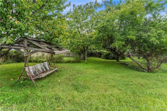 3024 Vega Avenue, Cleveland, OH 44113