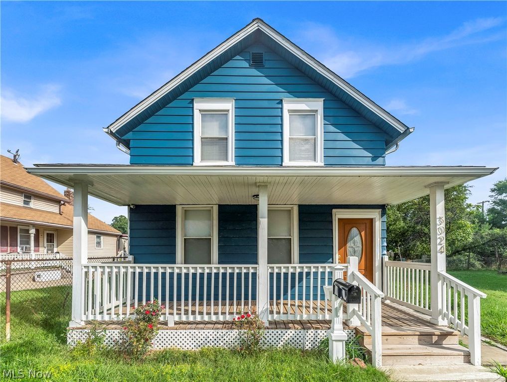 3024 Vega Avenue, Cleveland, OH 44113