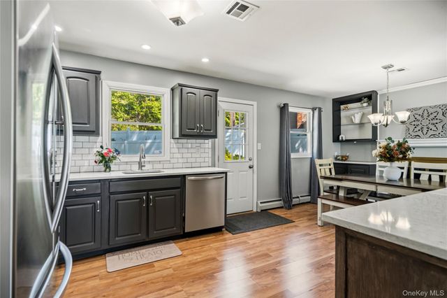 4 Olive Court, Farmingville, NY 11738