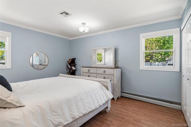 4 Olive Court, Farmingville, NY 11738