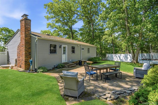 4 Olive Court, Farmingville, NY 11738
